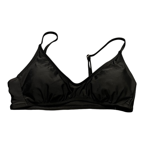 wild fable Other - 4/$20 Wild Fable Black Scoop Front Bikini Top Size M (NWT)